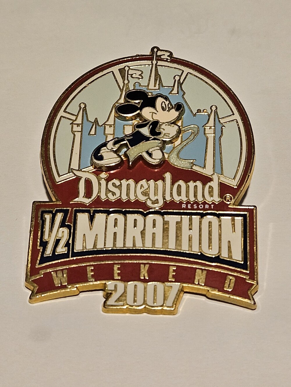 Disneyland Half Marathon Weekend 2007 Limited Release Pinback Mickey The Castle